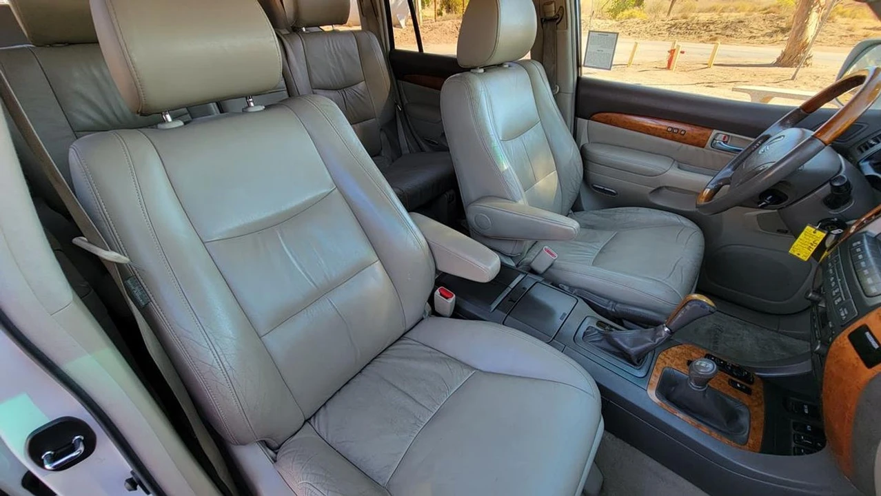 2007 Lexus GX 1st Gen - Image 18 of 21