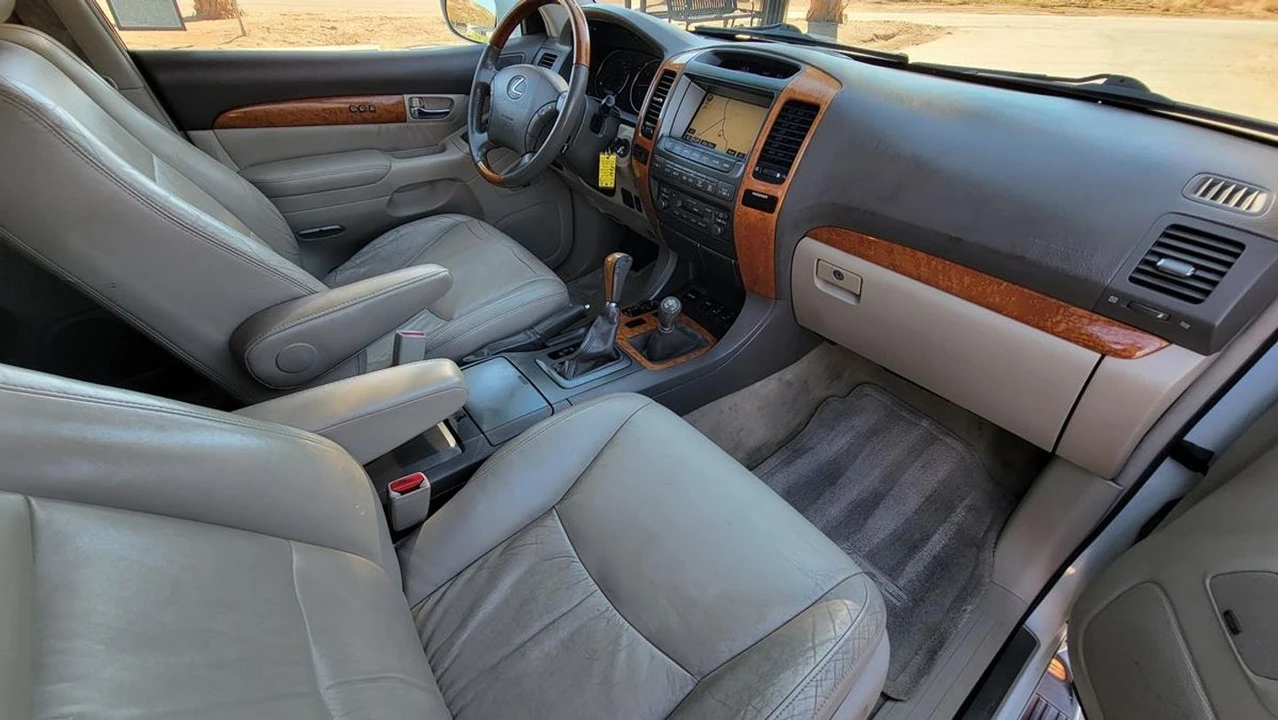 2007 Lexus GX 1st Gen - Image 10 of 21