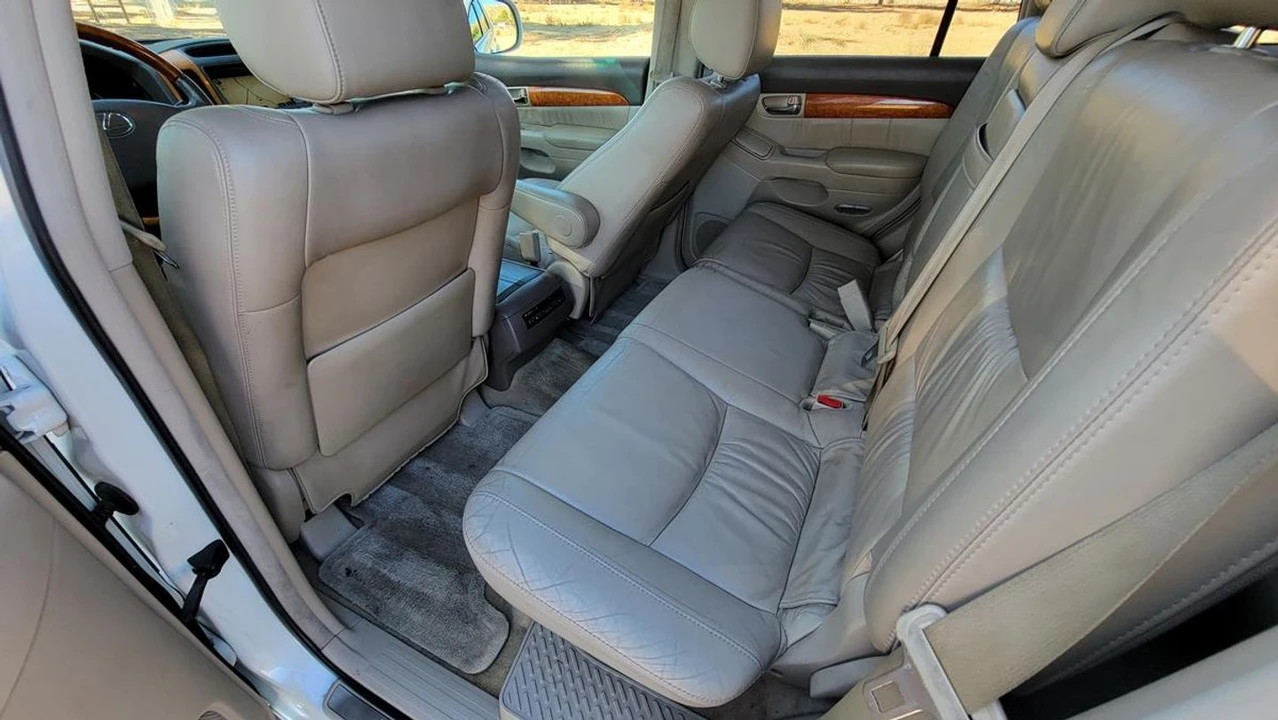 2007 Lexus GX 1st Gen - Image 19 of 21