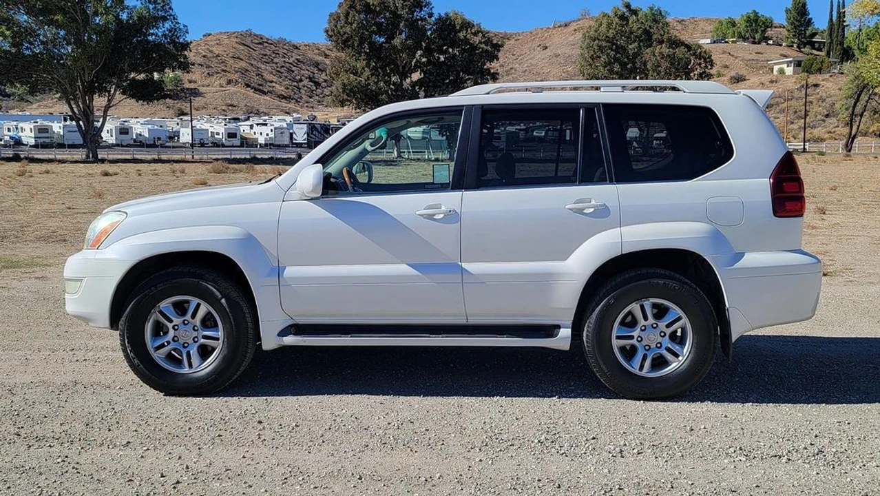 2007 Lexus GX 1st Gen - Image 13 of 21
