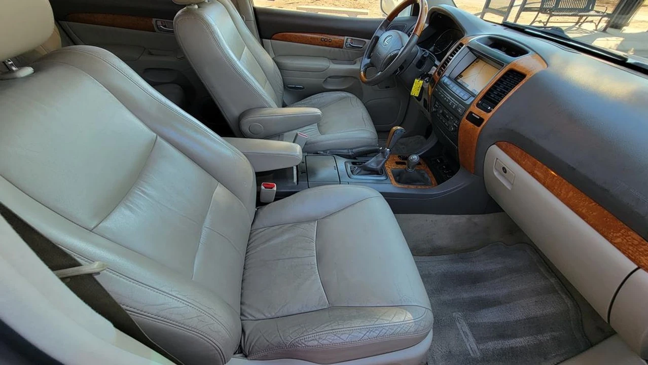 2007 Lexus GX 1st Gen - Image 16 of 21