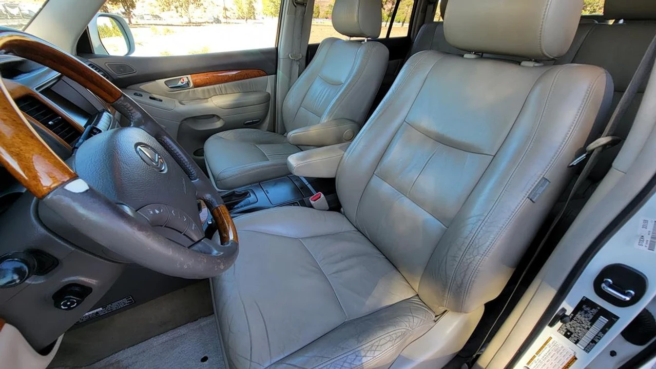 2007 Lexus GX 1st Gen - Image 17 of 21