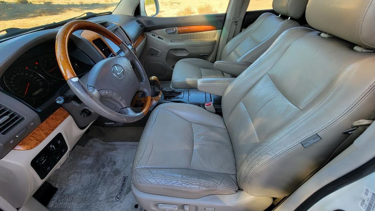 2007 Lexus GX 1st Gen - Image 15 of 21