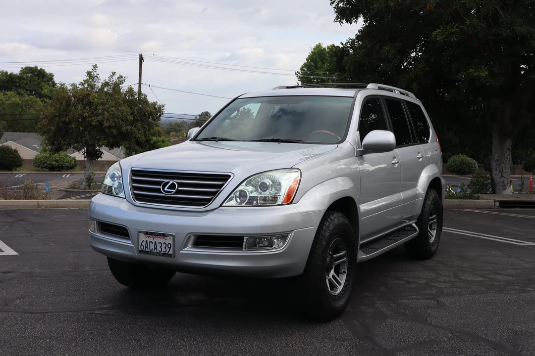 2007 Lexus GX 1st Gen - Image 2 of 31