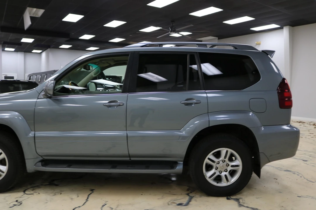 2007 Lexus GX 1st Gen - Image 29 of 31