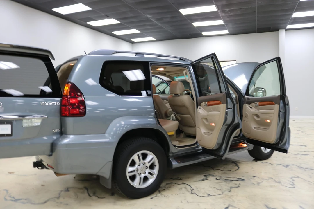 2007 Lexus GX 1st Gen - Image 21 of 31