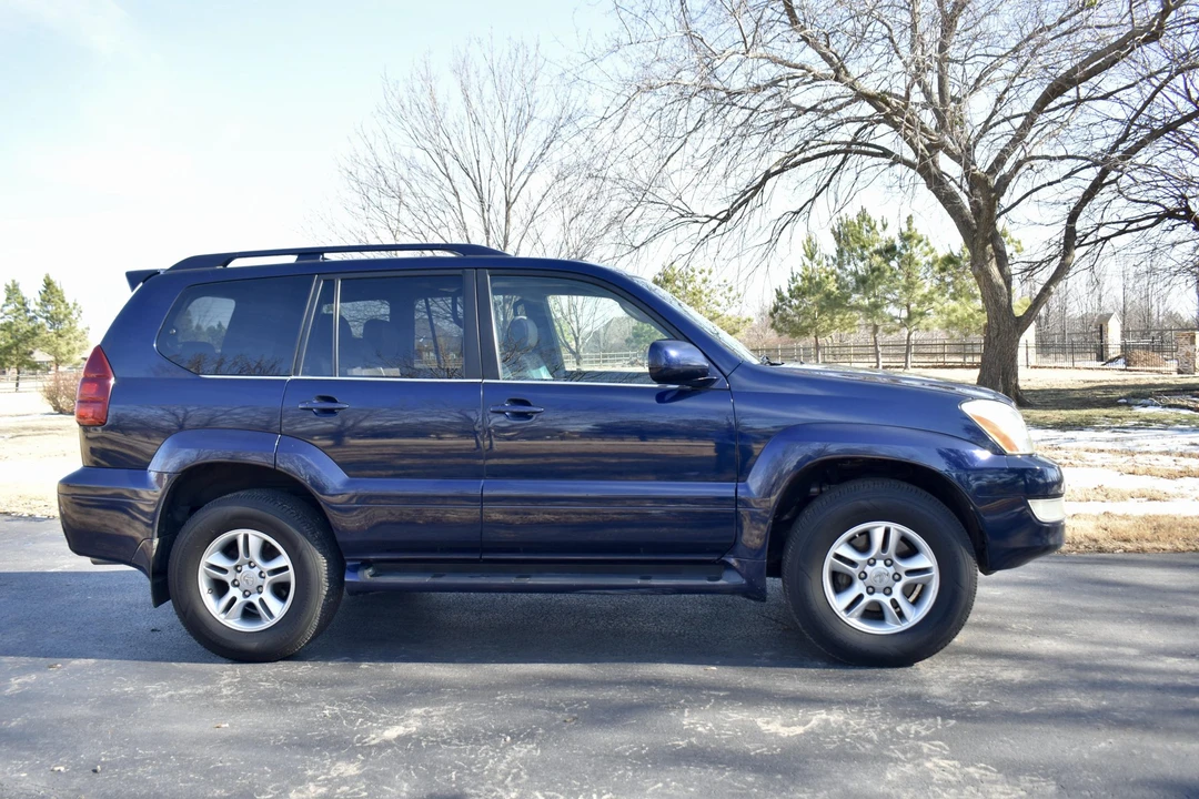 2007 Lexus GX 1st Gen - Image 24 of 31