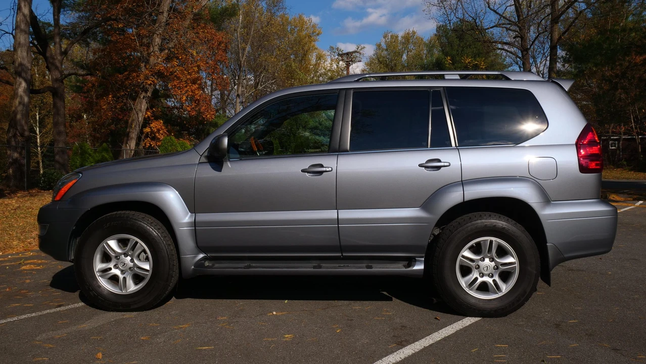 2007 Lexus GX 1st Gen - Image 11 of 31