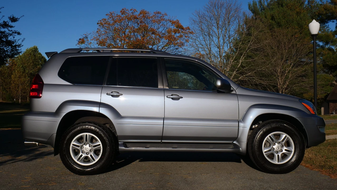 2007 Lexus GX 1st Gen - Image 27 of 31