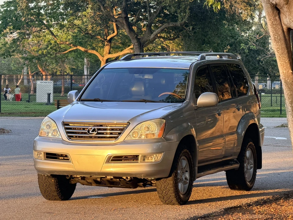 2007 Lexus GX 1st Gen - Image 14 of 31