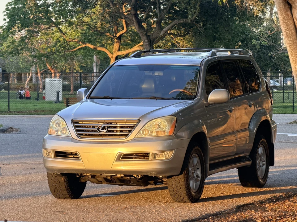 2007 Lexus GX 1st Gen - Image 15 of 31