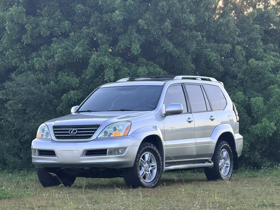 2007 Lexus GX 1st Gen - Image 2 of 31