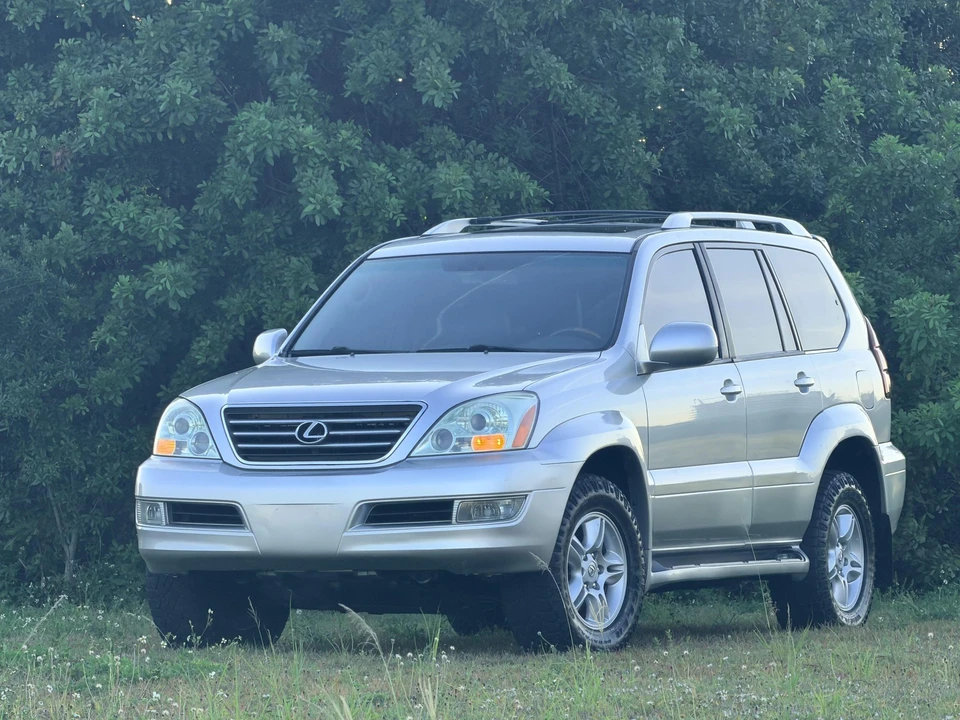 2007 Lexus GX 1st Gen - Image 3 of 31