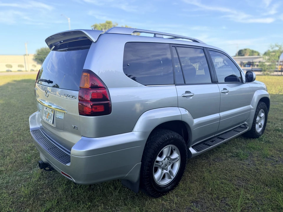 2007 Lexus GX 1st Gen - Image 10 of 31