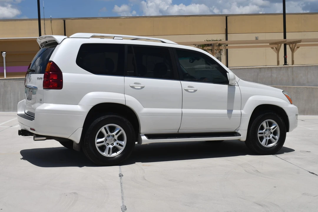 2007 Lexus GX 1st Gen - Image 8 of 31