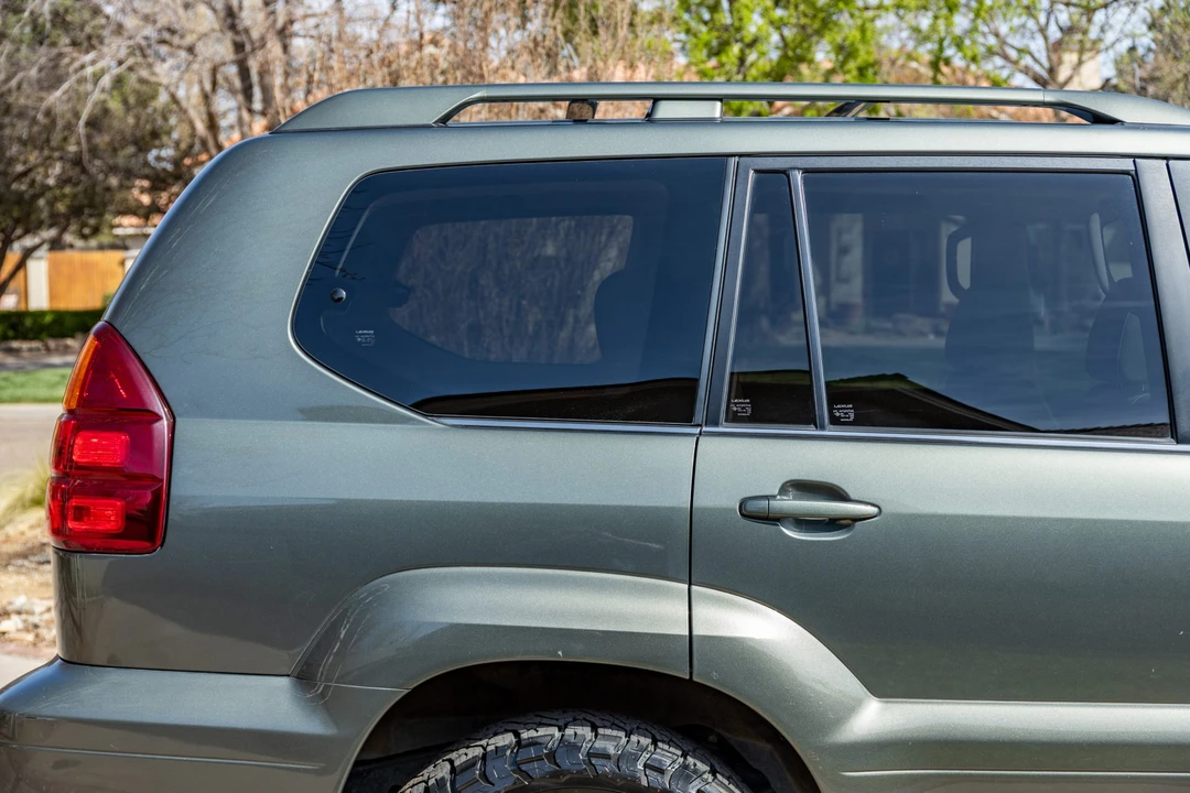 2007 Lexus GX 1st Gen - Image 18 of 31