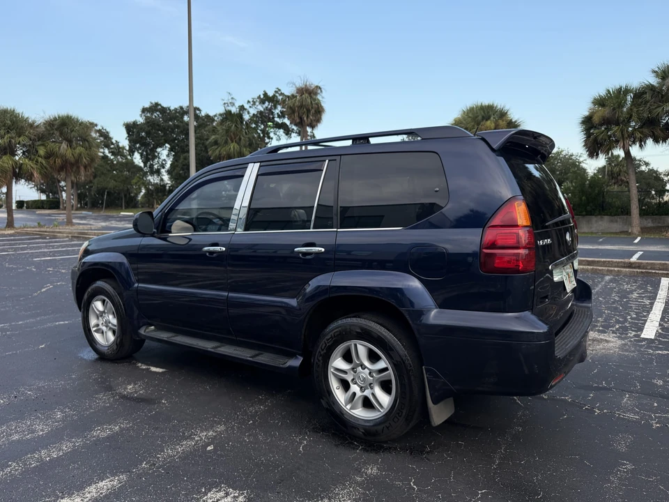 2007 Lexus GX 1st Gen - Image 9 of 31
