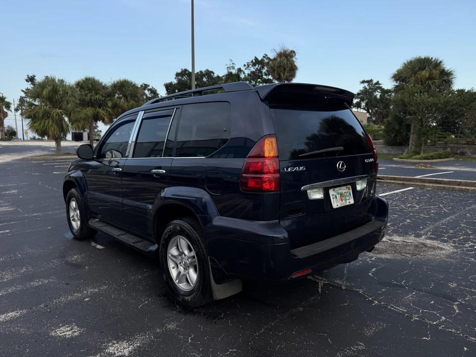 2007 Lexus GX 1st Gen - Image 10 of 31