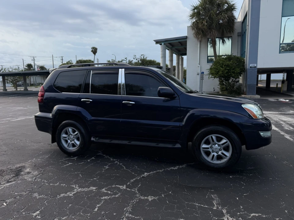 2007 Lexus GX 1st Gen - Image 24 of 31