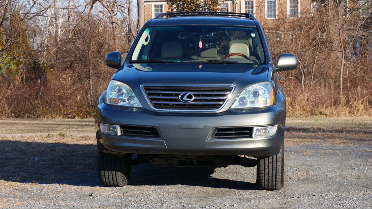 2007 Lexus GX 1st Gen - Image 2 of 31