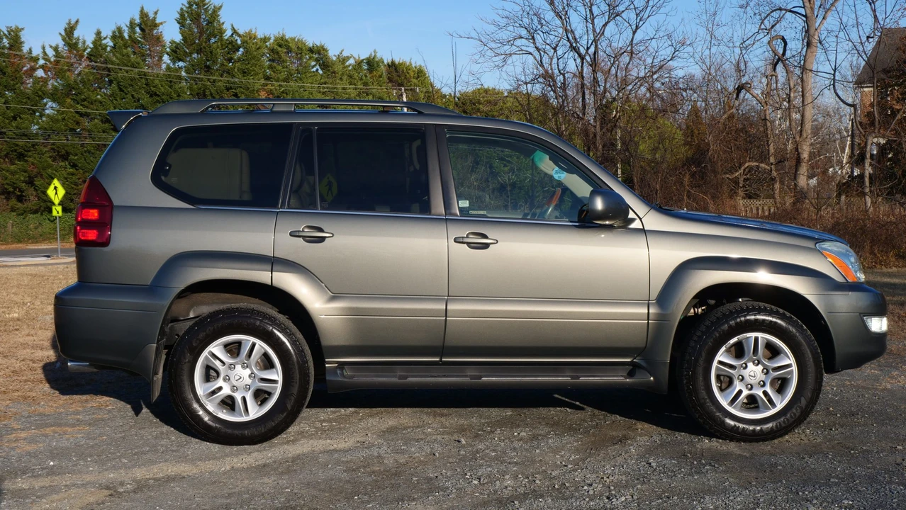 2007 Lexus GX 1st Gen - Image 29 of 31