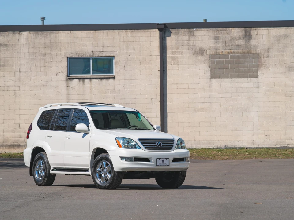 2007 Lexus GX 1st Gen - Image 2 of 31