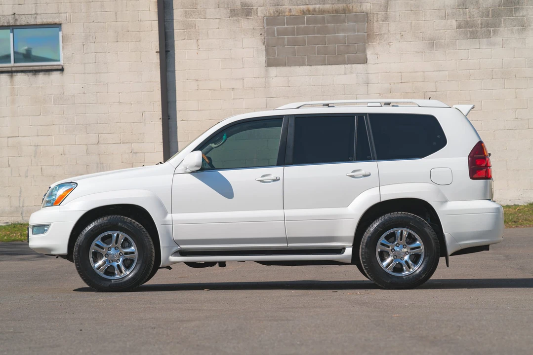 2007 Lexus GX 1st Gen - Image 8 of 31