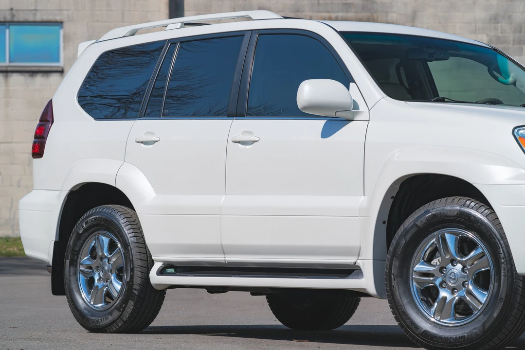 2007 Lexus GX 1st Gen - Image 29 of 31