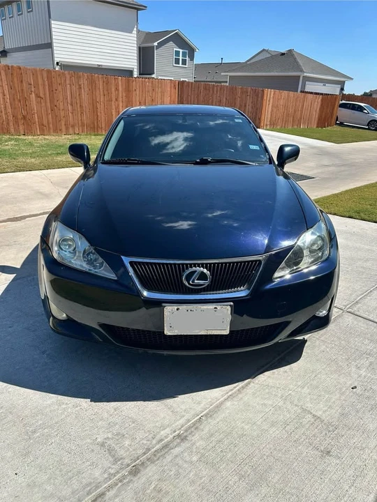 2007 Lexus IS 2nd Gen - Image 2 of 7