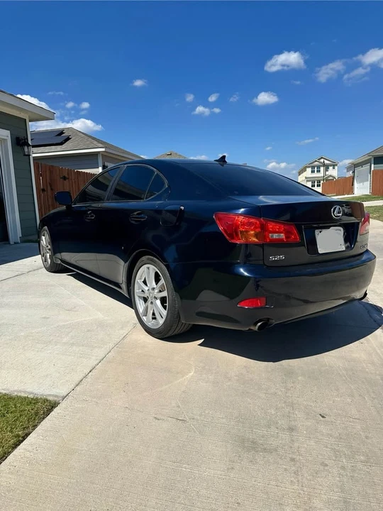 2007 Lexus IS 2nd Gen - Image 5 of 7