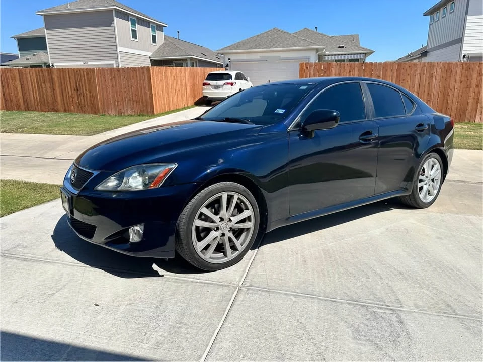 2007 Lexus IS 2nd Gen - Image 4 of 7