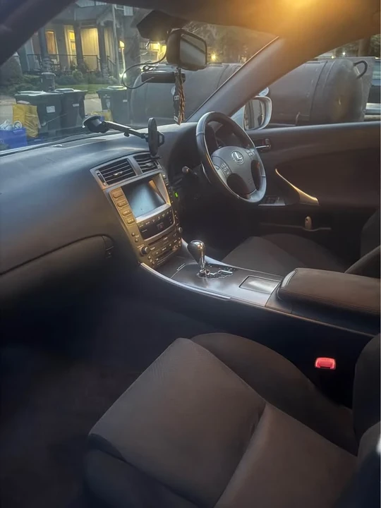 2007 Lexus IS 2nd Gen - Image 13 of 18