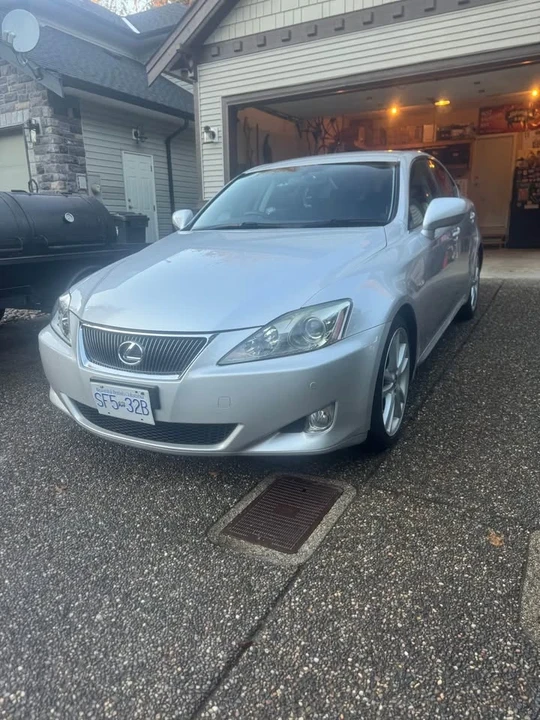 2007 Lexus IS 2nd Gen - Image 3 of 18