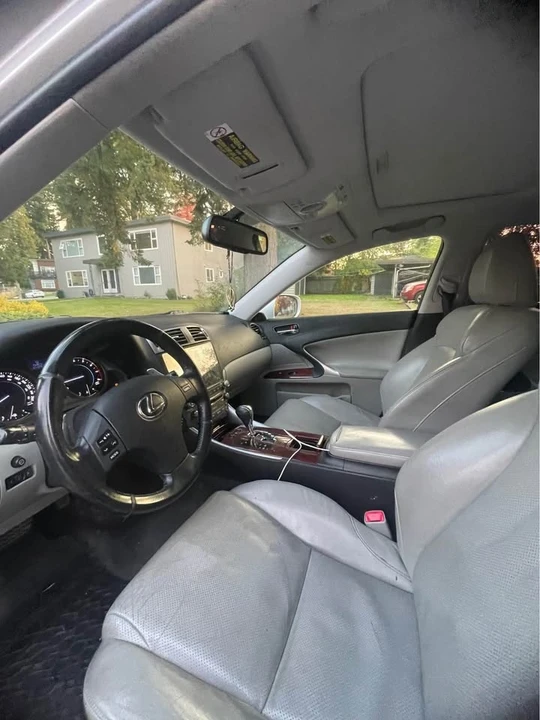 2007 Lexus IS 2nd Gen - Image 7 of 13