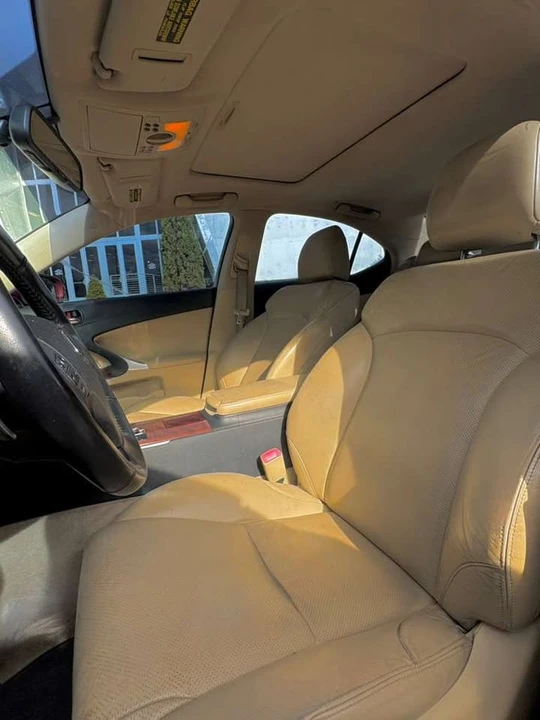 2007 Lexus IS 2nd Gen - Image 15 of 16