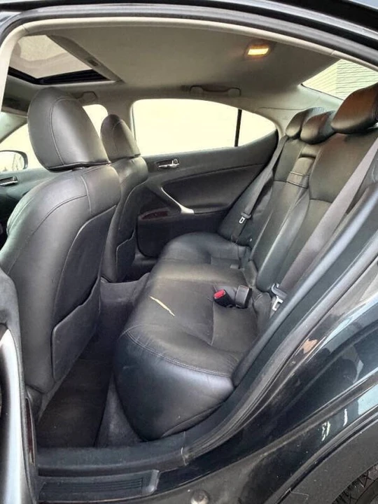 2007 Lexus IS 2nd Gen - Image 8 of 16