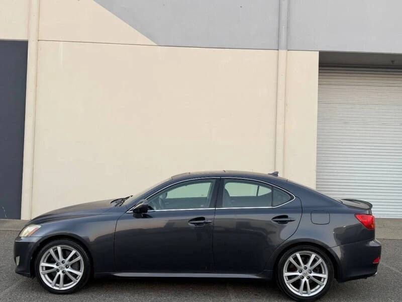2007 Lexus IS 2nd Gen - Image 5 of 16