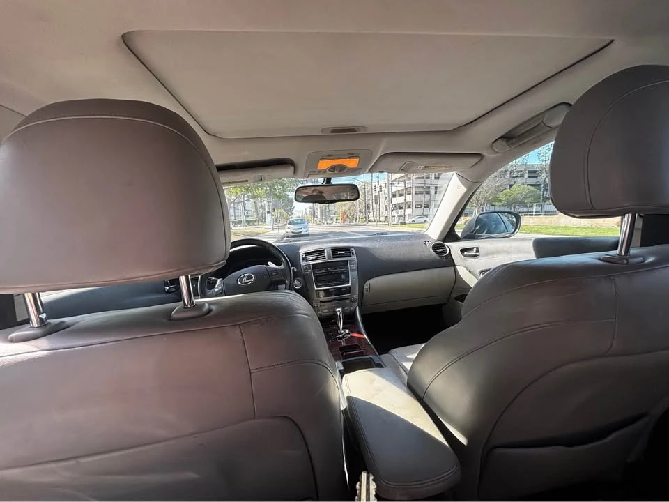 2007 Lexus IS 2nd Gen - Image 6 of 8