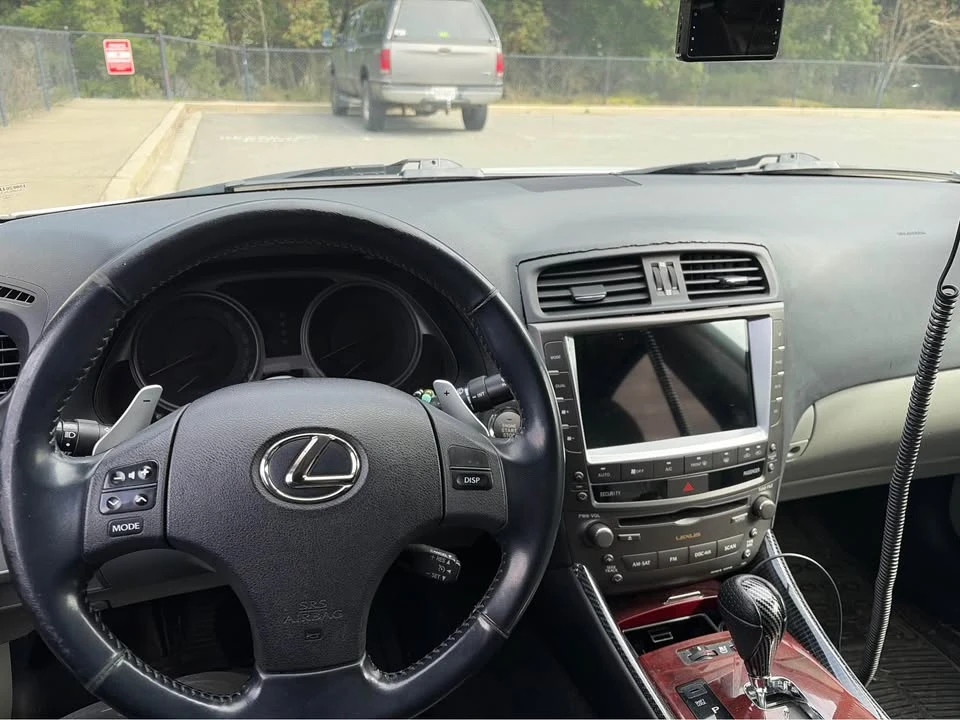 2007 Lexus IS 2nd Gen - Image 11 of 12