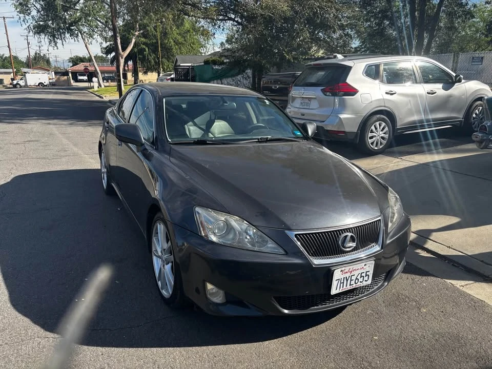 2007 Lexus IS 2nd Gen - Image 4 of 8