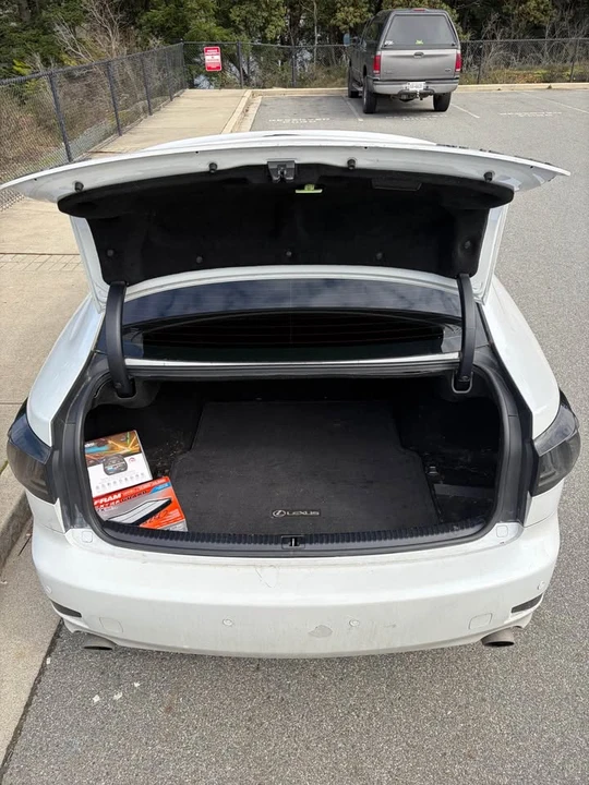 2007 Lexus IS 2nd Gen - Image 7 of 12