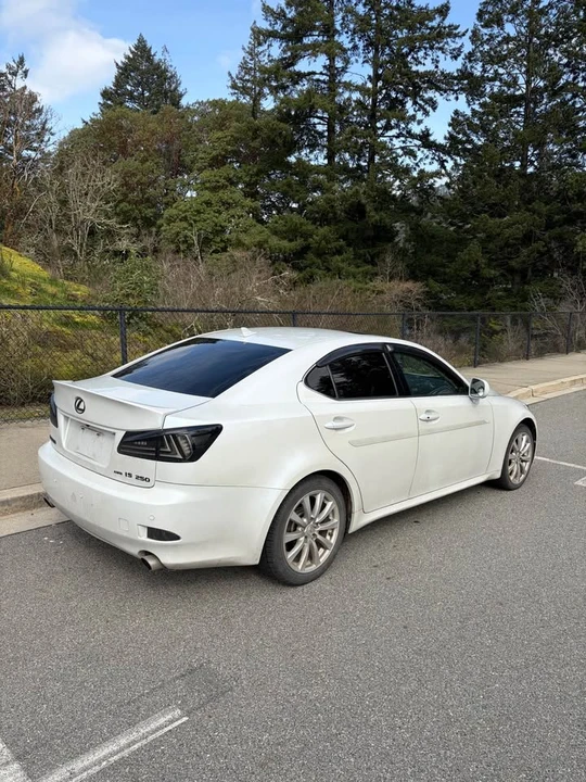 2007 Lexus IS 2nd Gen - Image 5 of 12