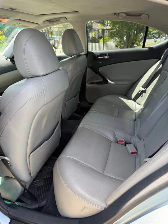 2007 Lexus IS 2nd Gen - Image 5 of 9