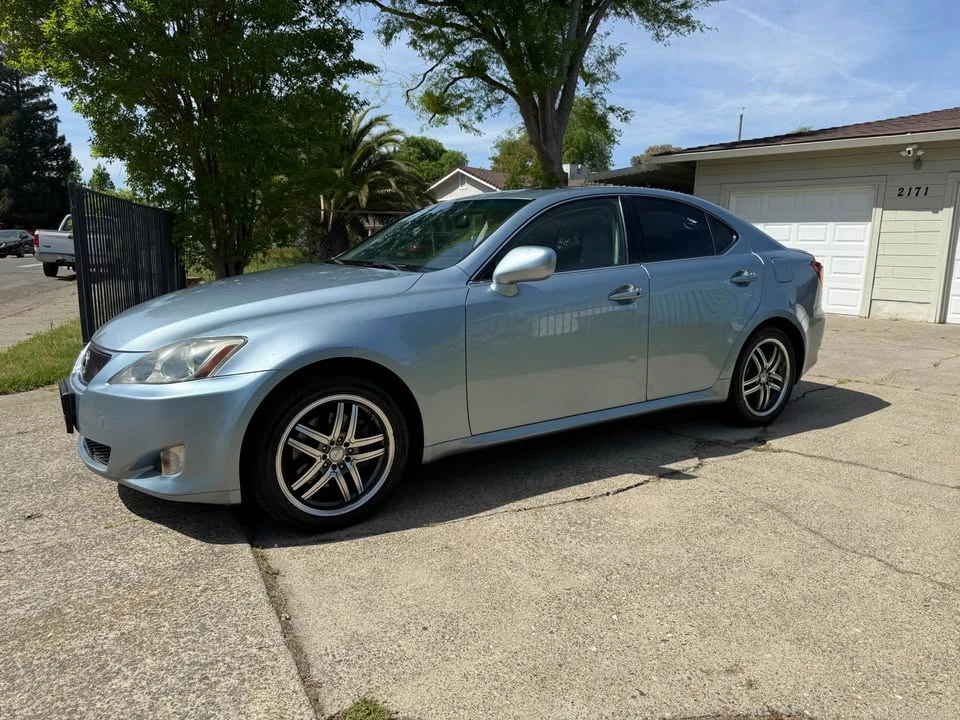 2007 Lexus IS 2nd Gen - Image 3 of 9