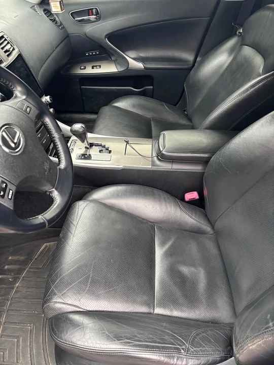 2007 Lexus IS 2nd Gen - Image 7 of 13