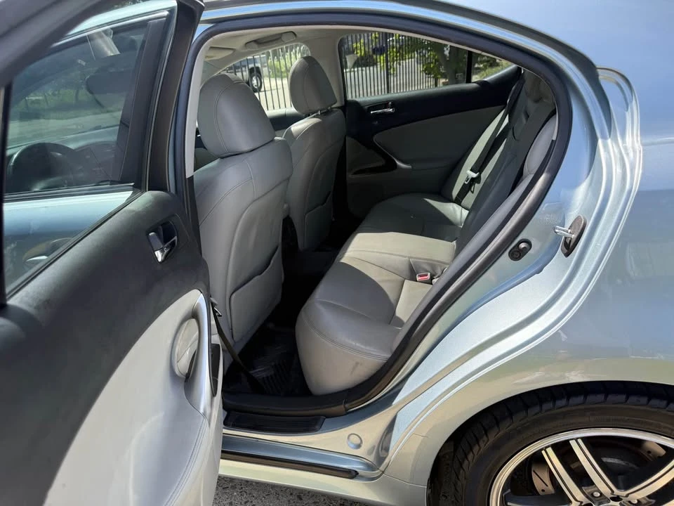 2007 Lexus IS 2nd Gen - Image 7 of 9