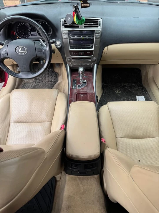 2007 Lexus IS 2nd Gen - Image 9 of 12