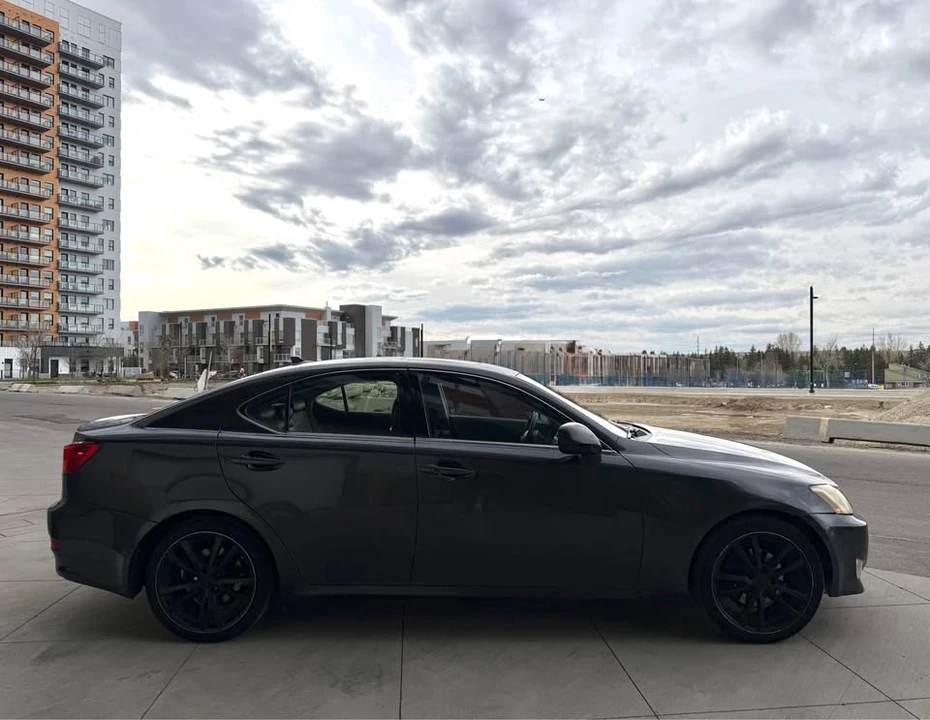 2007 Lexus IS 2nd Gen - Image 4 of 12