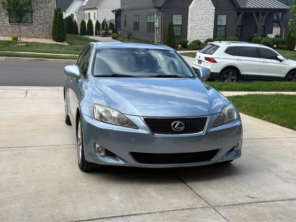 2007 Lexus IS 2nd Gen - Image 3 of 11