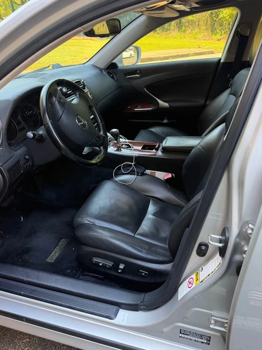 2007 Lexus IS 2nd Gen - Image 2 of 7